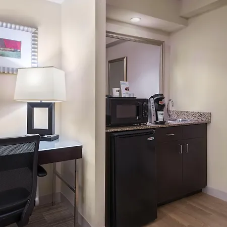 Holiday Inn Express Hotel & Suites Kendall East-Miami By Ihg-2