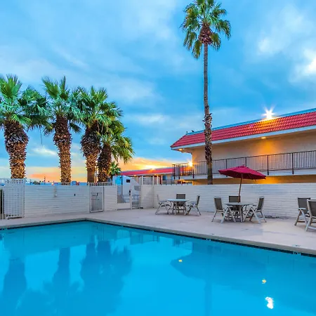 Red Roof Inn Phoenix- Midtown-3