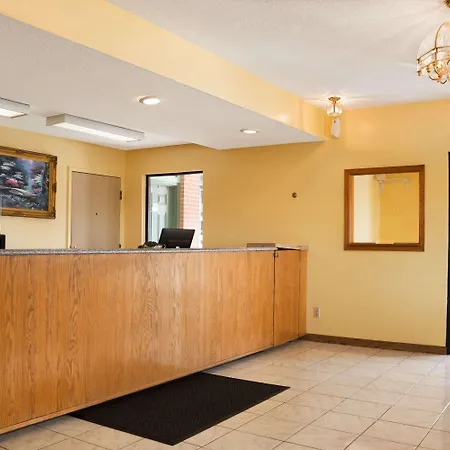 Days Inn By Wyndham Wichita West Near Airport-2