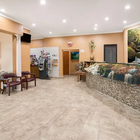 Ramada By Wyndham Asheville Southeast-2