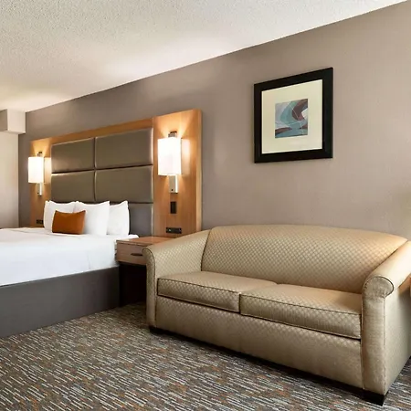 Wingate By Wyndham Cincinnati Blue Ash-2