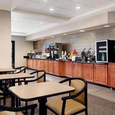 Wingate By Wyndham Cincinnati Blue Ash-3