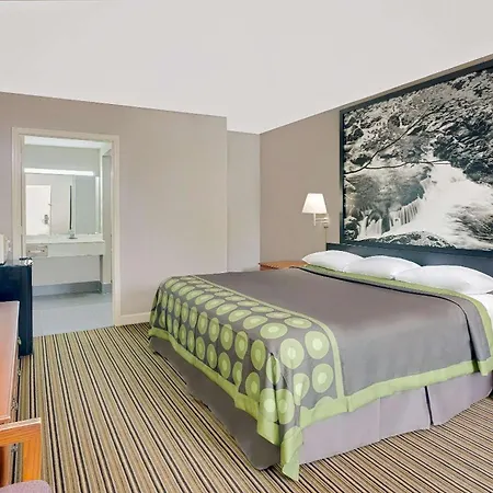 Super 8 By Wyndham Athens-2