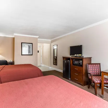 Quality Inn Near Hearst Castle-2