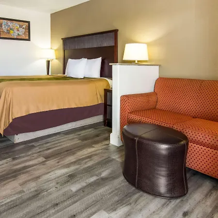 Econo Lodge Inn & Suites Macon North-2