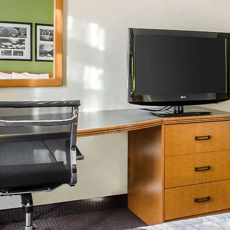 Sleep Inn & Suites Bensalem-2