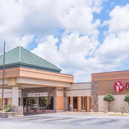 Ramada By Wyndham Macon-3