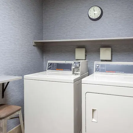 Hampton Inn Sioux Falls-3