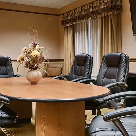 Best Western Plus Montezuma Inn And Suites-3