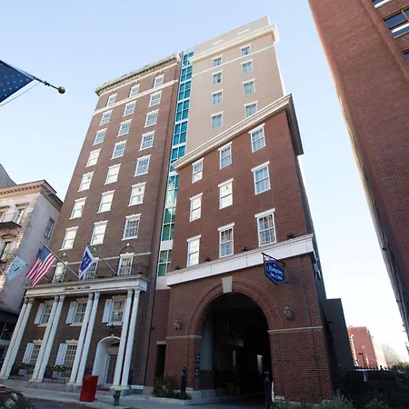 Hampton Inn & Suites Providence Downtown-2