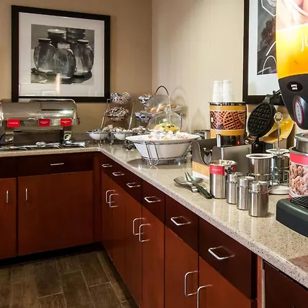 Hampton Inn Boise - Airport-3