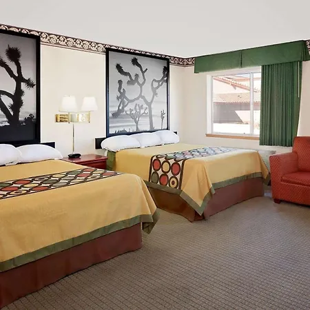 Super 8 By Wyndham Yucca Val/Joshua Tree Nat Pk Area-3