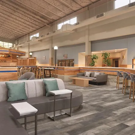 Wyndham Garden Conference Center Champaign - Urbana-3