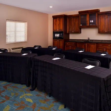 Candlewood Suites Bloomington-Normal By Ihg-3