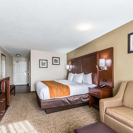 Comfort Inn & Suites Dayton North-2