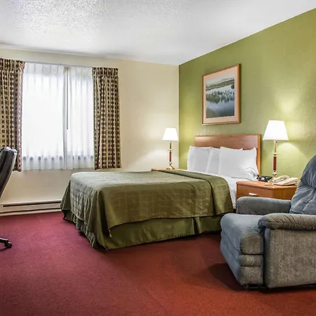 Hudson Inn & Suites-3
