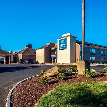 Clarion Pointe Harrisonburg-3