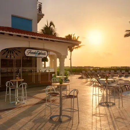 Hyatt Vivid Playa Del Carmen All-Inclusive Adult Only Resort-3