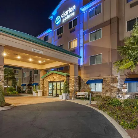 Clarion Pointe Medford-2