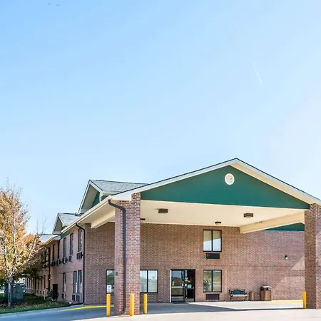 Super 8 By Wyndham Salina I-70-3