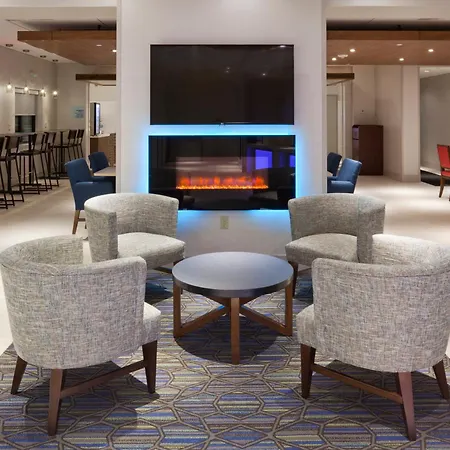 Holiday Inn Express Roseville-St. Paul By Ihg-3