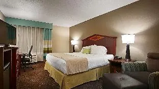 Best Western Plus Willmar-2