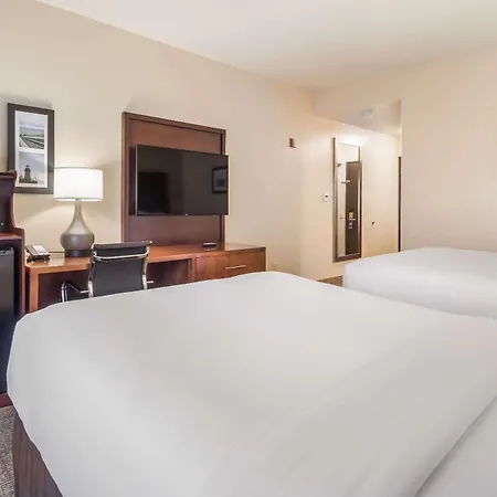 Comfort Inn Newport-3