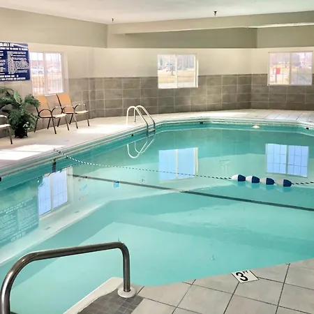 Red Roof Inn & Suites Omaha - Council Bluffs-3