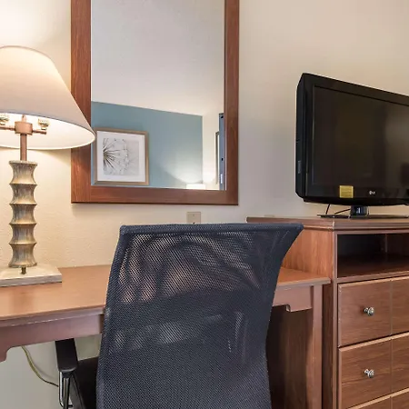 Quality Inn Bellevue-2