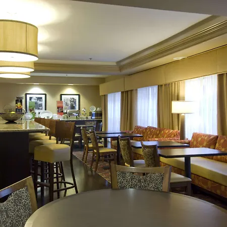 Hampton Inn Corydon-2