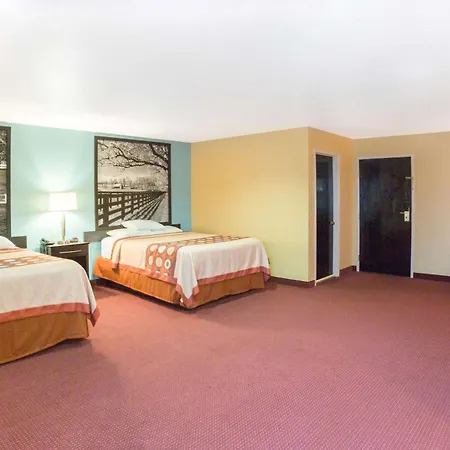 Super 8 By Wyndham Richmond-3