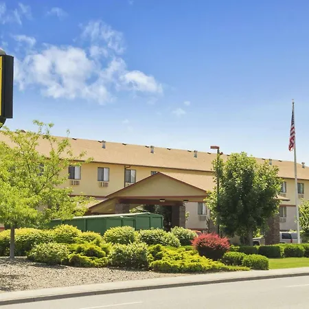 Super 8 By Wyndham Kennewick-3
