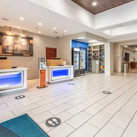 Holiday Inn Express & Suites Statesville-3