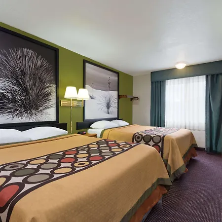Super 8 By Wyndham Ruidoso-3