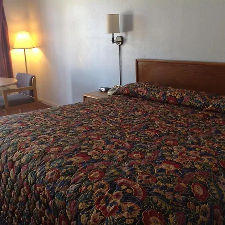 Knights Inn Muskogee-3