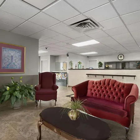 Howard Johnson By Wyndham Winter Haven Fl-3