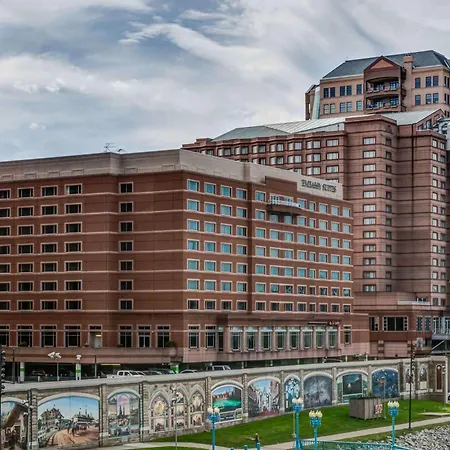 Embassy Suites Cincinnati - Rivercenter-2