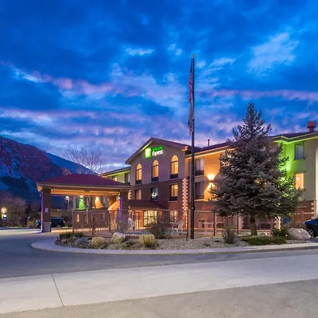 Holiday Inn Express Glenwood Springs Aspen Area By Ihg-3