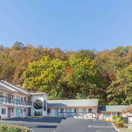Howard Johnson By Wyndham Roseburg-3