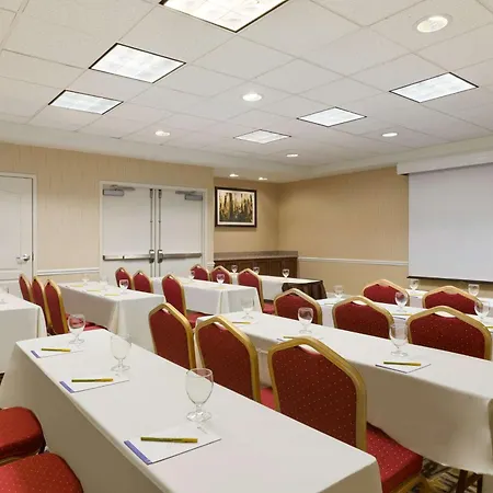 Hilton Garden Inn Shelton-2