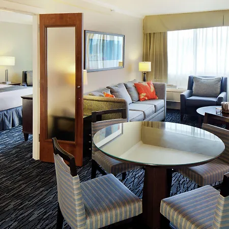 Doubletree By Hilton Norwalk-3
