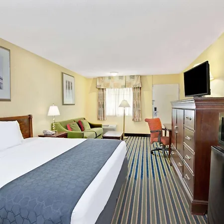 Days Inn By Wyndham Towson-2