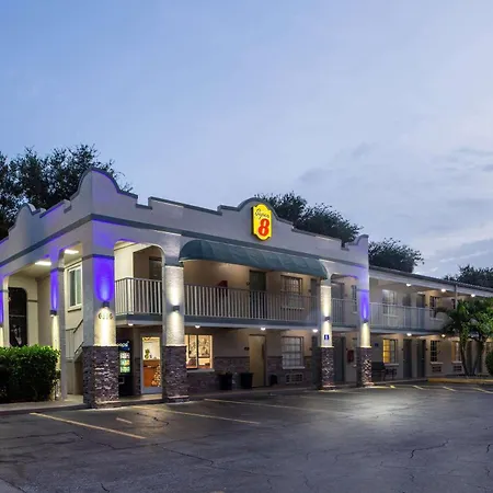 Super 8 By Wyndham Bradenton Sarasota Area-2