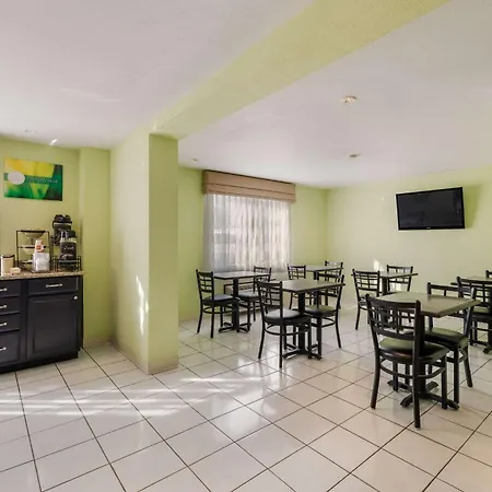 Quality Inn Clovis-2
