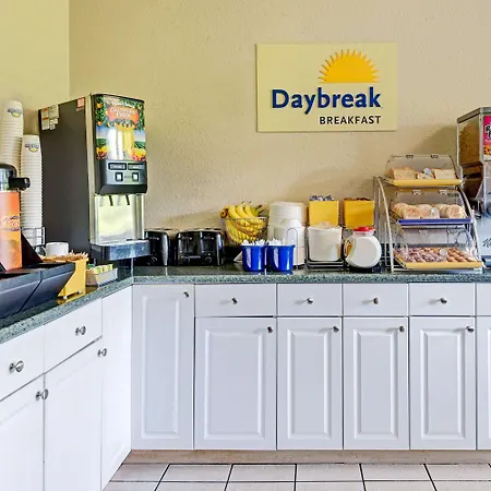 Days Inn By Wyndham Kittery-3
