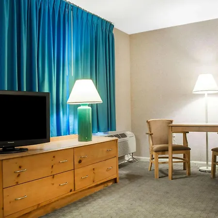 Econo Lodge Buffalo South-3