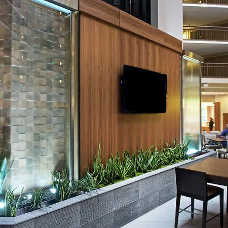Embassy Suites By Hilton Portland Tigard-3
