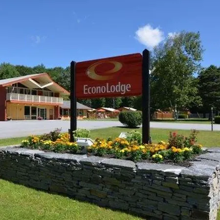 Econo Lodge-2