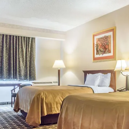 Quality Inn & Suites Palm Island Indoor Waterpark-2