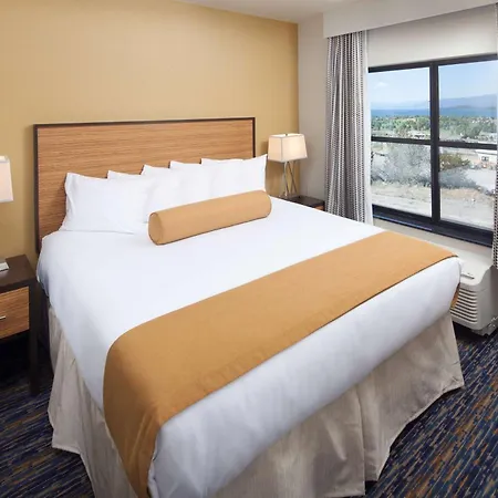 Red Lion Ridgewater Inn & Suites Polson-3